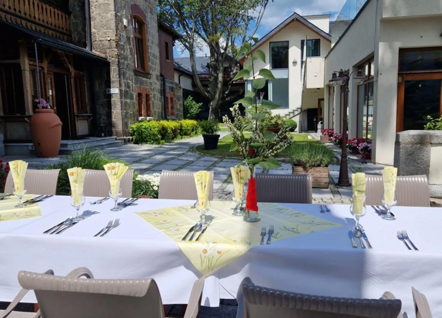 *** Aparthotel Zamek Ksieza Gora Hotel Karpacz Poland